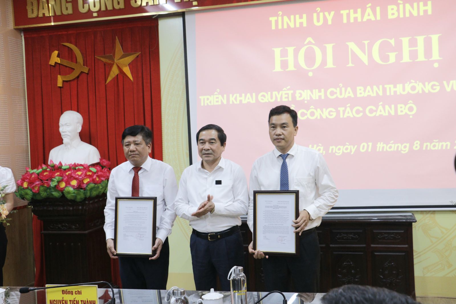   Triển khai Quyết định của Ban Thường vụ Tỉnh ủy về Nh88 Nha cai cán bộ tại huyện Hưng Hà
