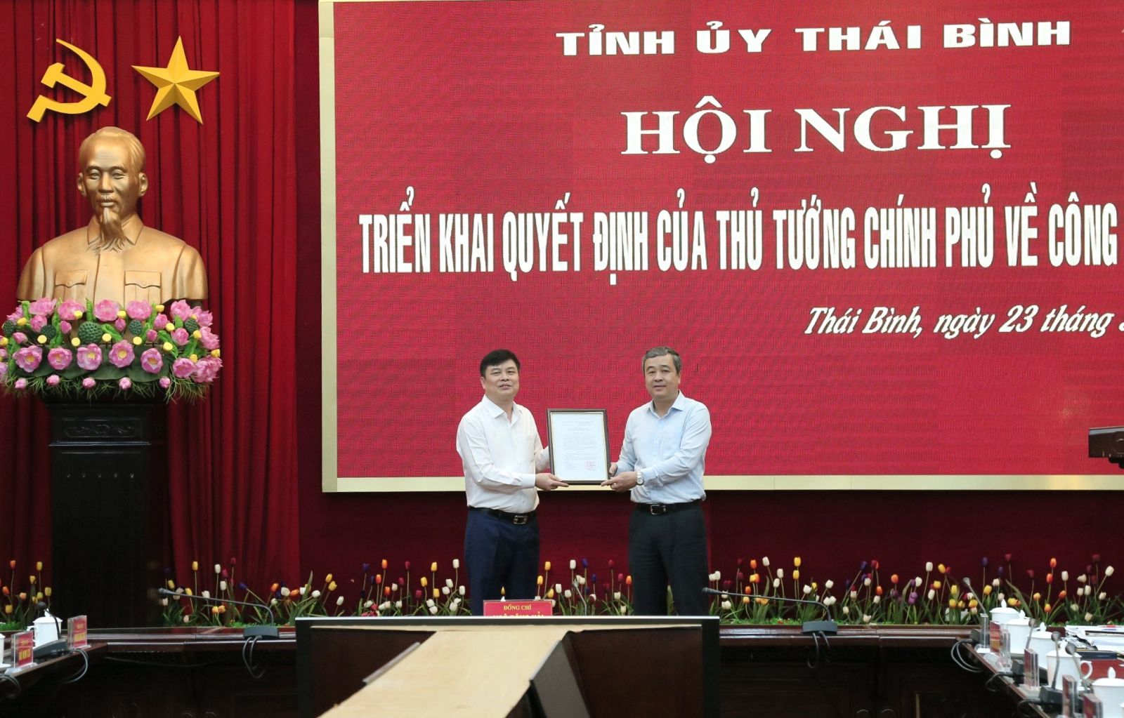   Triển khai Quyết định của Nh881 Nh88 con về phê chuẩn kết quả bầu chức vụ Phó Chủ tịch Nh88 casino tỉnh Thái Bình nhiệm kỳ 2021 - 2026