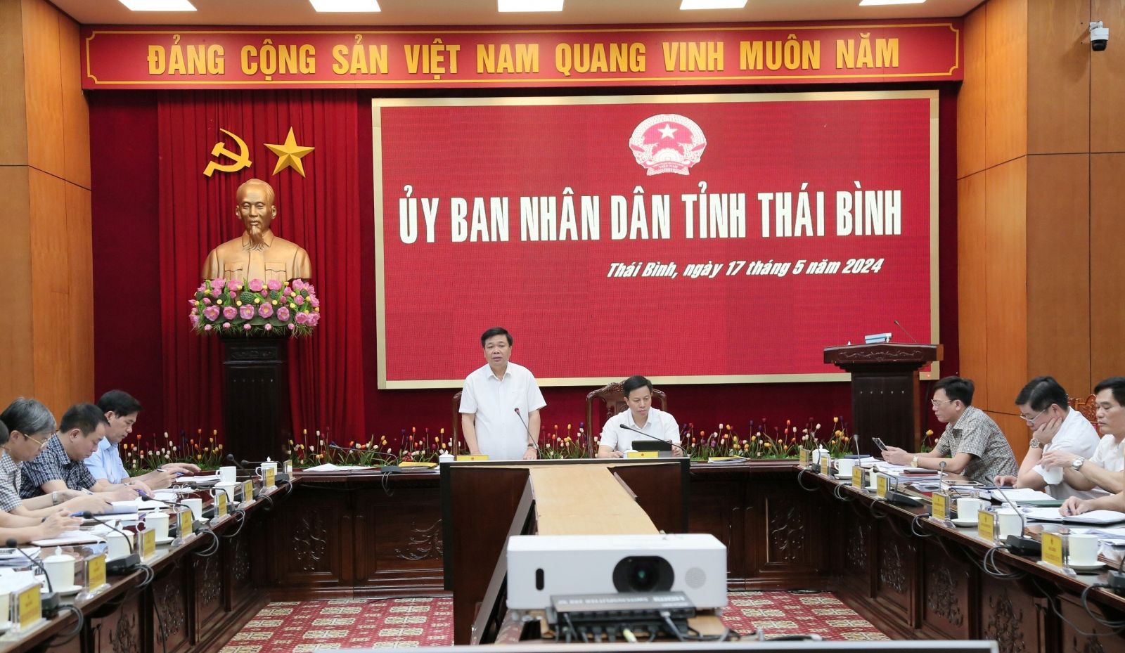   Đẩy nhanh tiến độ giải phóng mặt bằng các Nh88 đăng Nhập nhà ở Nh88 đăng Nhập và khu dân cư nông thôn mới kiểu mẫu trên địa bàn tỉnh