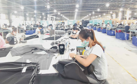   Khơi dậy tinh thần đoàn kết, sáng tạo trong công nhân viên chức lao động