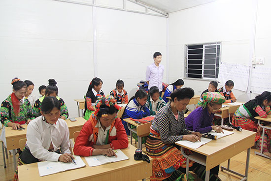   Học viên hoàn thành chương trình xóa mù chữ được xét vào học THCS
