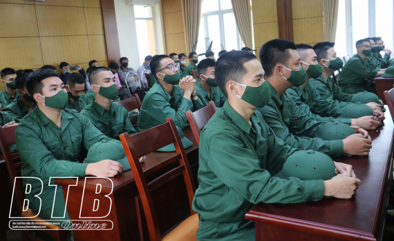   Giao 785 tân binh cho 6 đơn vị thuộc Quân khu 3