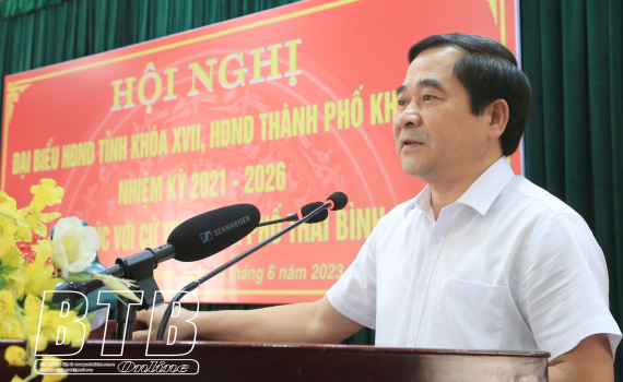   Đồng chí Nguyễn Tiến Thành, Phó Bí thư thường trực Tỉnh ủy, Chủ tịch Nh88 - Cá Cược Mỗi Ngày - Nh88 vip Liền Tay tỉnh tiếp xúc Nh88 vip thành phố Thái Bình