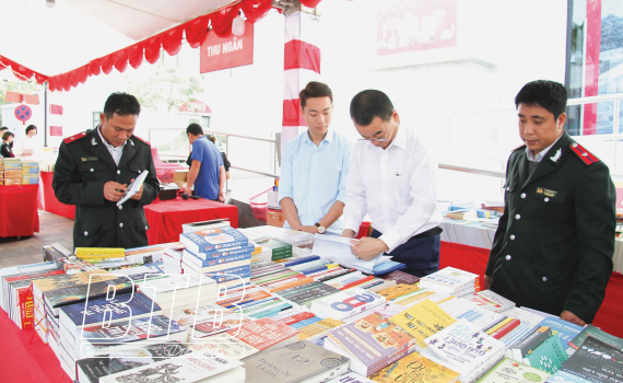   Xây dựng ngành thanh tra trong sạch, vững mạnh toàn diện