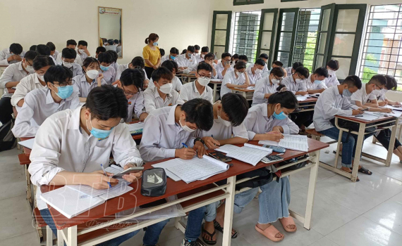   Tập trung ôn tập cho kỳ thi tốt nghiệp THPT