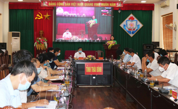   Ứng dụng công nghệ thông tin là công cụ, chìa khóa để thực hiện hiệu quả nhiệm vụ năm học