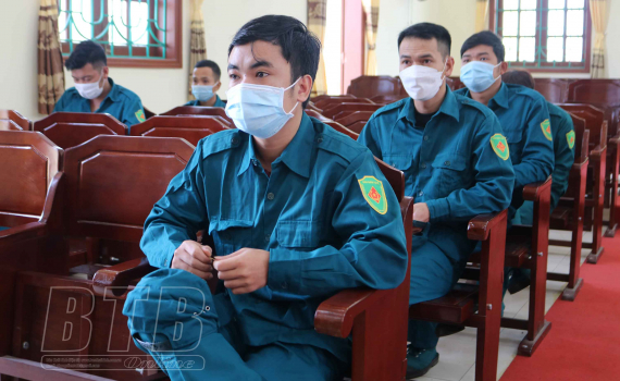   Quỳnh Phụ: Ra quân huấn luyện dân quân tự vệ năm 2022