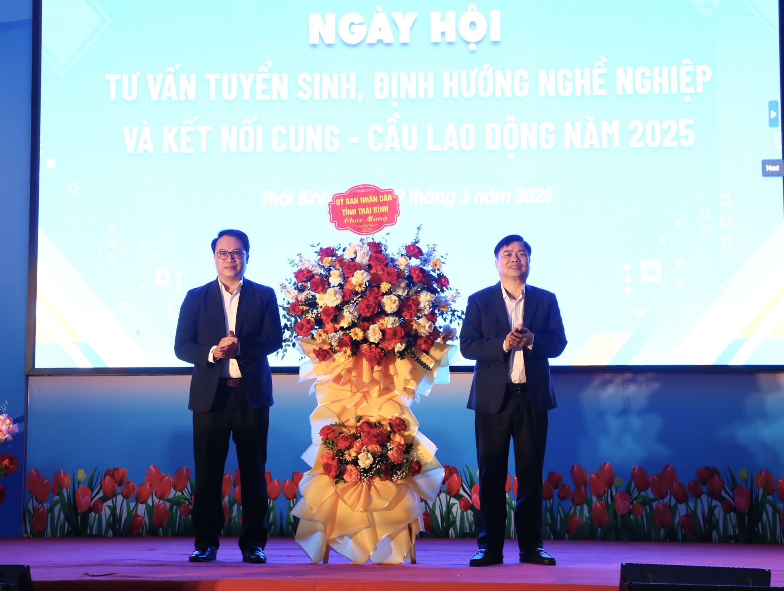   Nh88 đăng Nhập tuyển sinh, tư vấn nghề nghiệp và kết nối cung - cầu lao động năm 2025