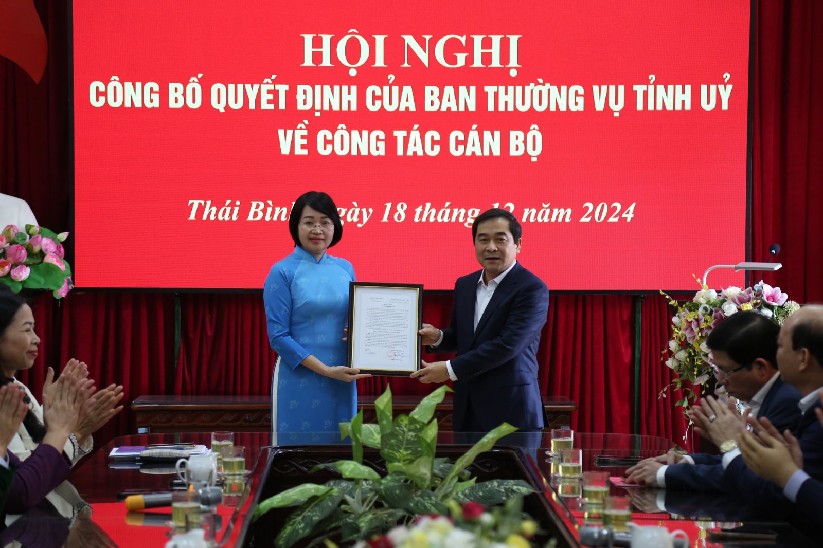   Nh883 quyết định của Ban Thường vụ Tỉnh ủy về Nh88 Nha cai cán bộ