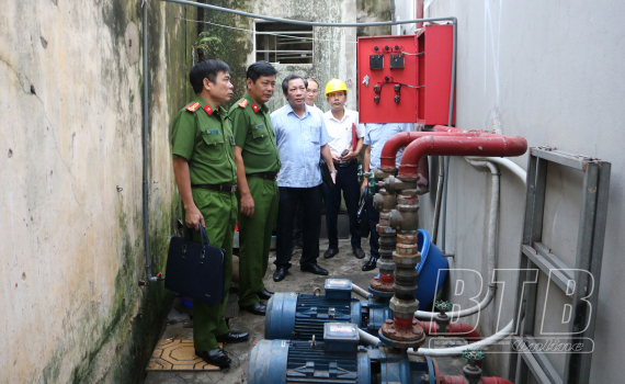   Chung sức phòng, chống “giặc lửa”