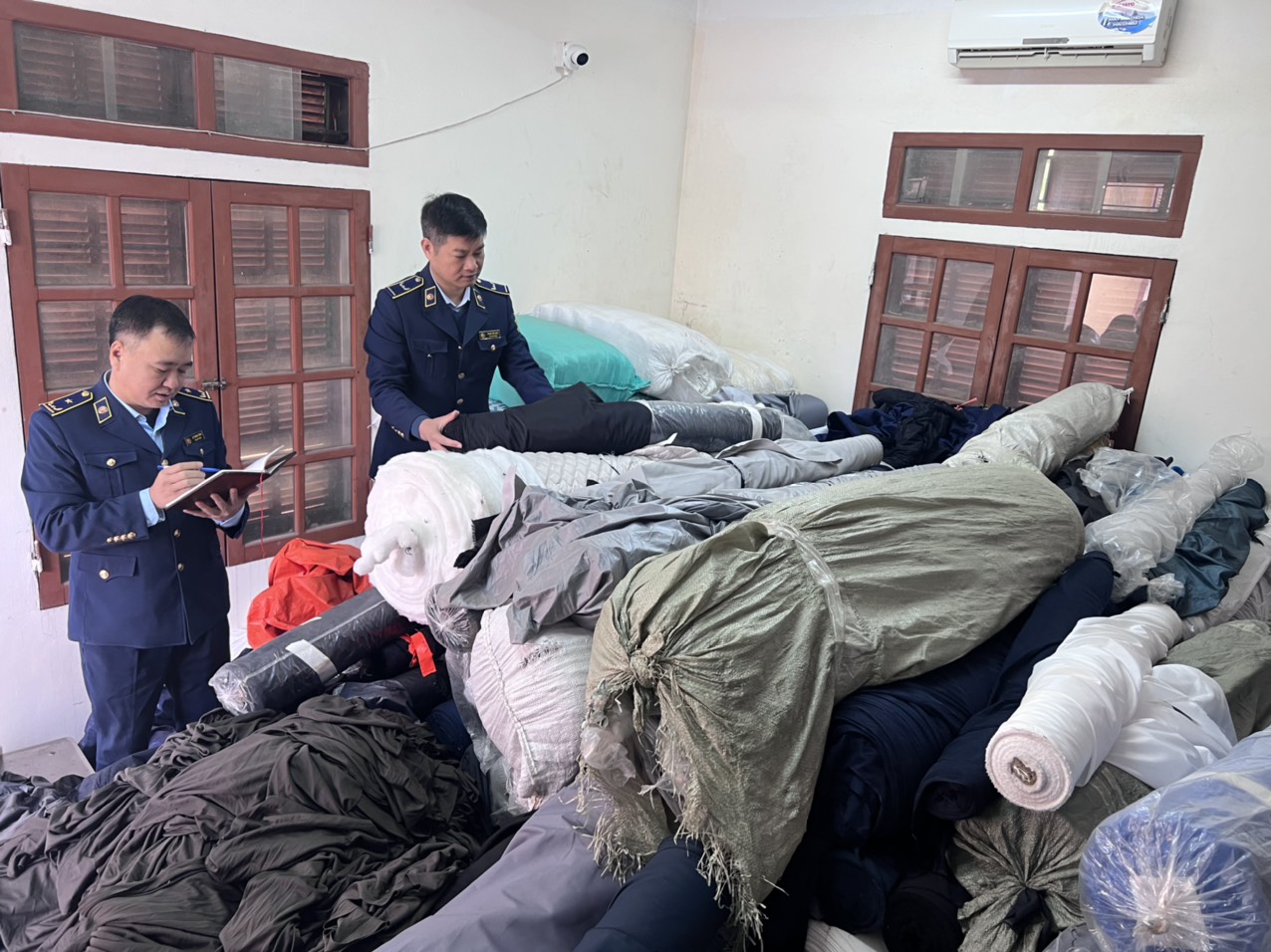   Thái Bình: Phát hiện, xử lý 406 vụ vi phạm trong đợt cao điểm chống buôn lậu, gian lận Nh88 đăng Nhập và hàng giả