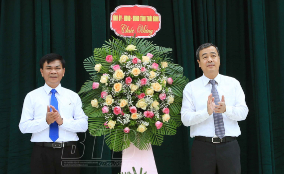   Đồng chí Ngô Đông Hải, Bí thư Tỉnh ủy dự khai giảng năm học mới tại Trường THPT Lê Quý Đôn