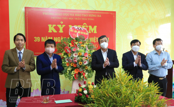  Đồng chí Ngô Đông Hải, Ủy viên Ban Chấp hành Trung ương Đảng, Bí thư Tỉnh ủy tiếp và Nh88 đăng Nhập với Công ty Cổ phần Tập đoàn T&T