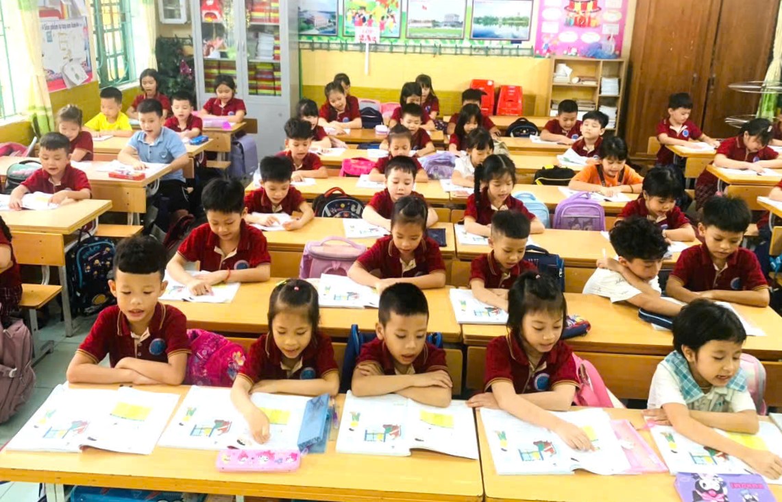   Nhanh chóng khắc phục hậu quả bão số 3 và sớm ổn định hoạt động dạy và học