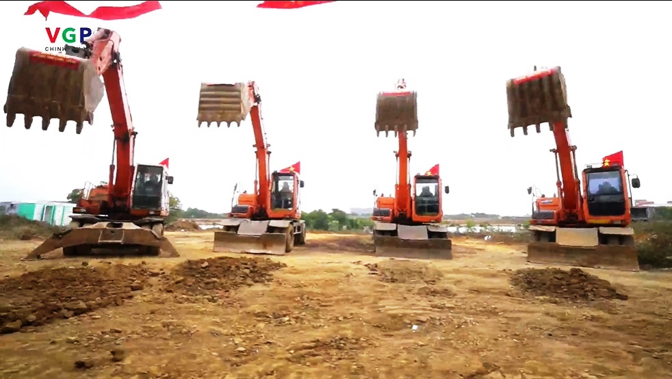   Thần tốc chống dịch, thúc đẩy tăng trưởng