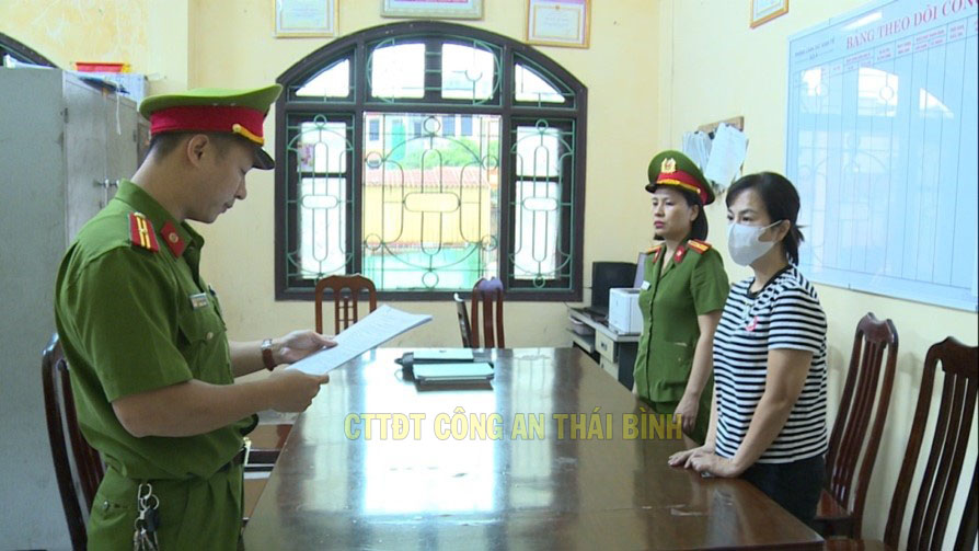   Khởi tố đối tượng về tội “Xâm phạm quyền sở hữu công nghiệp”.