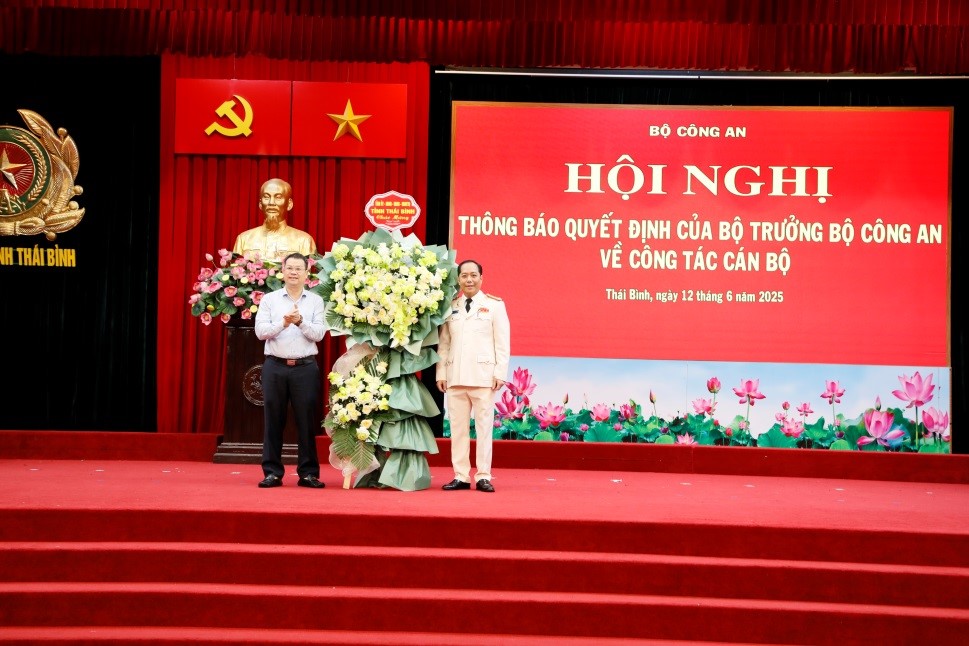   Công an tỉnh Thái Bình thông báo Quyết định của Bộ trưởng Bộ Công an về Nh88 Nha cai cán bộ.