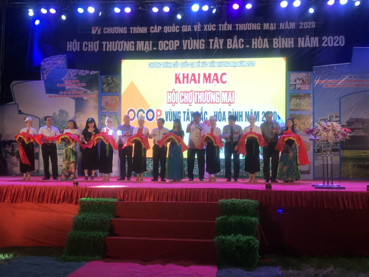   Nh88 dang Nhap Hội chợ Thương mại - OCOP vùng Tây Bắc - Hòa Bình năm 2020