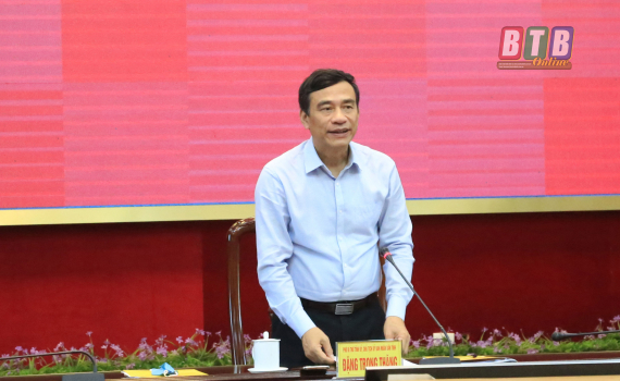   Tiếp tục đóng cửa các cơ sở kinh doanh mặt hàng không thiết yếu và dịch vụ vui chơi giải trí
