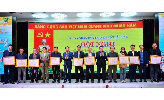   Thành phố: Triển khai nhiệm vụ năm 2023