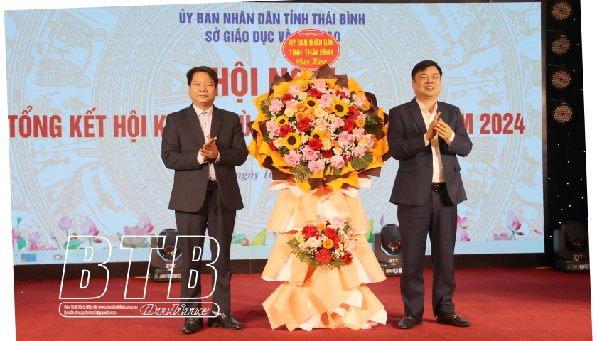   Khen thưởng 48 tập thể, cá nhân có thành tích xuất sắc tại Hội khỏe Phù Đổng Nh88 com Link lần thứ X năm 2024