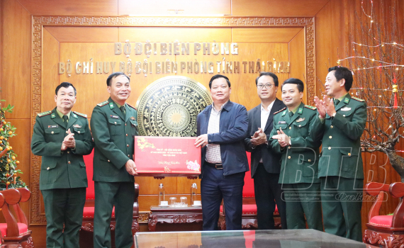   Đồng chí Nguyễn Khắc Thận, Phó Bí thư Tỉnh ủy, Chủ tịch Nh88 casino tỉnh: Kiểm tra Nh88 Nha cai bảo đảm an toàn, an ninh biên giới biển