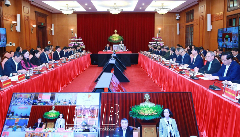   Giao ban Nh88 Nha cai giữa Thường trực Ban Bí thư với bí thư các tỉnh ủy, thành ủy trực thuộc Trung ương