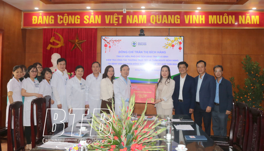   Kiểm tra Nh88 Nha cai trực tết và thăm, tặng quà bệnh nhân nặng, có hoàn cảnh khó khăn tại Bệnh viện Đa khoa huyện Đông Hưng