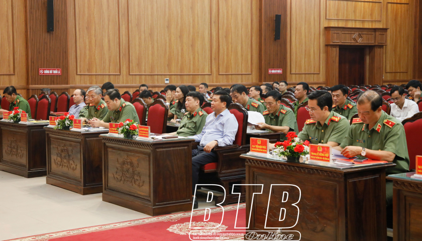   2.583 tập thể, cá nhân cụm thi đua số 5 Bộ Công an được tuyên dương, khen thưởng
