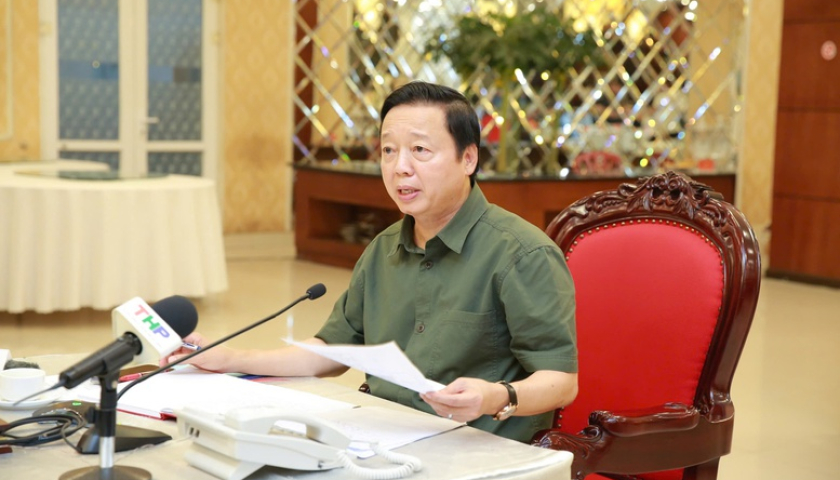   Tập trung cao độ khôi phục hệ thống điện, thông tin liên lạc, đường giao thông
